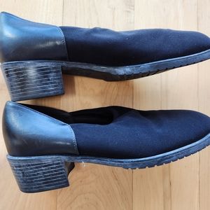 Munro Slip On Comfort Shoes, Black